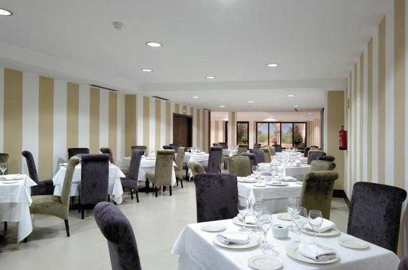 เอ็กเซ อโกรา กาเซเรส Hotel ภายนอก รูปภาพ